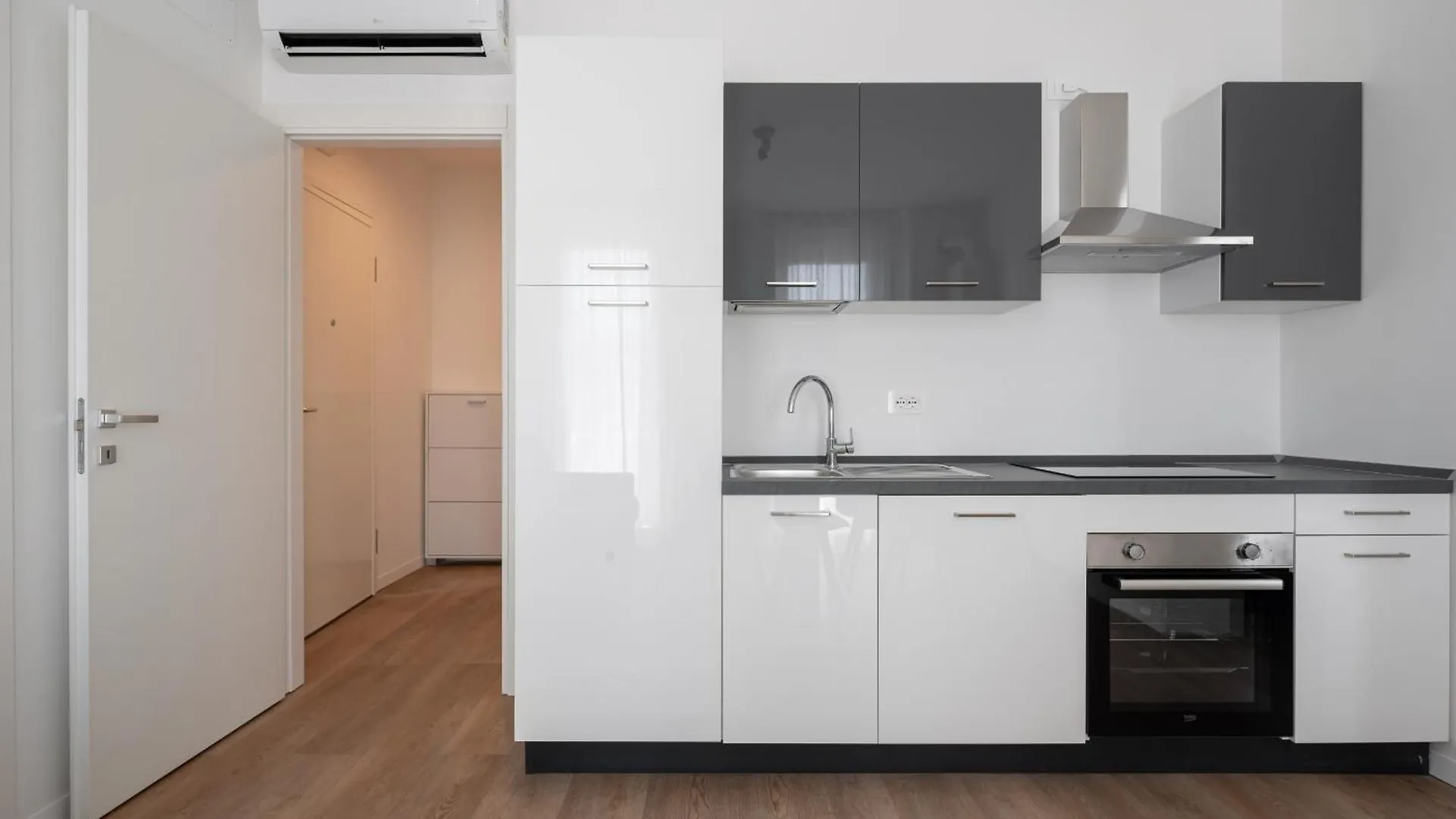Carducci Modern Apartments By Wonderful Italy Mestre 0*,  Italy